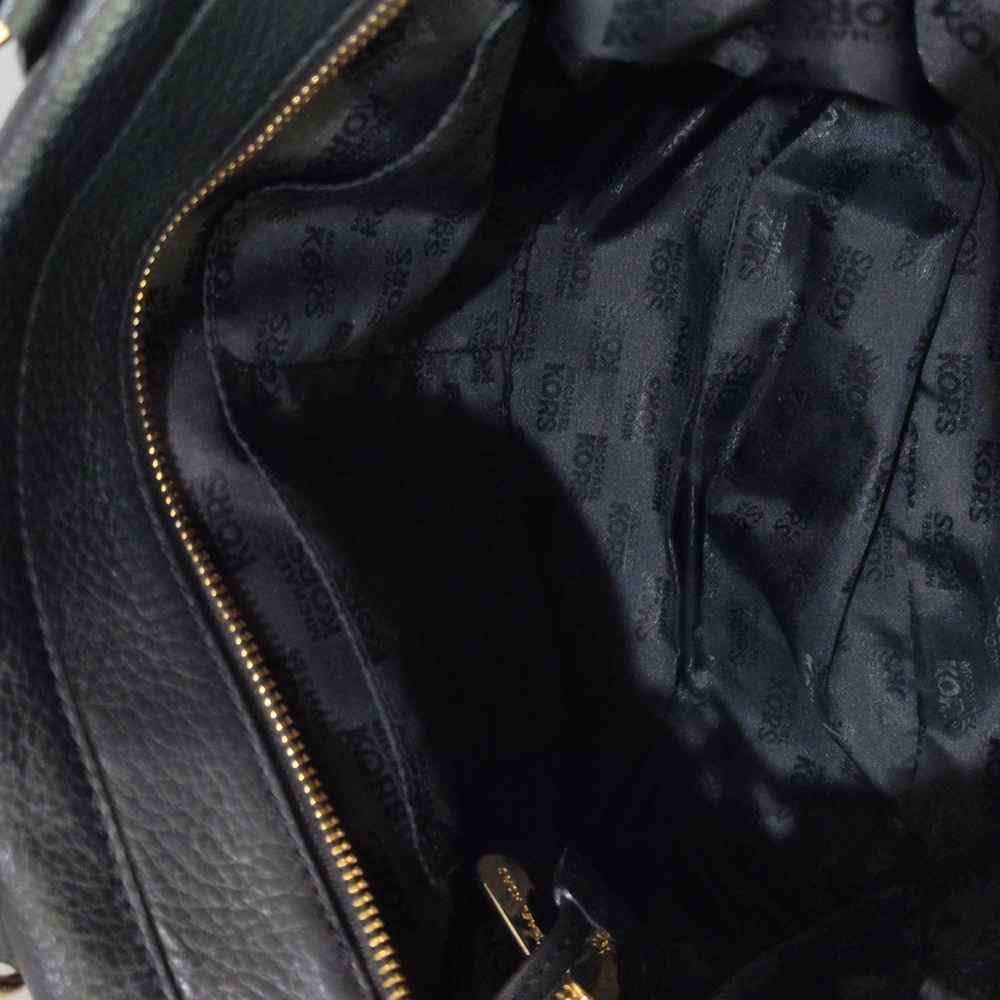 Black Michael Kors Leather Tote Bag with Gold Accents And Wallet - Picture 6 of 17